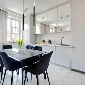 Premium Old Town Apartment